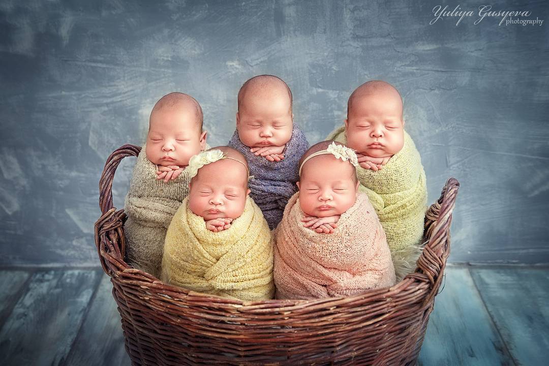 Одесские пятерняшки: счастливая фотосессия многодетной семьи