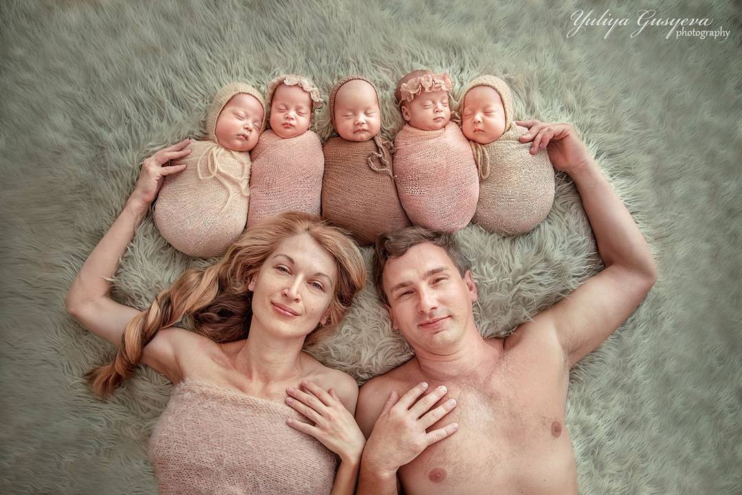 Одесские пятерняшки: счастливая фотосессия многодетной семьи