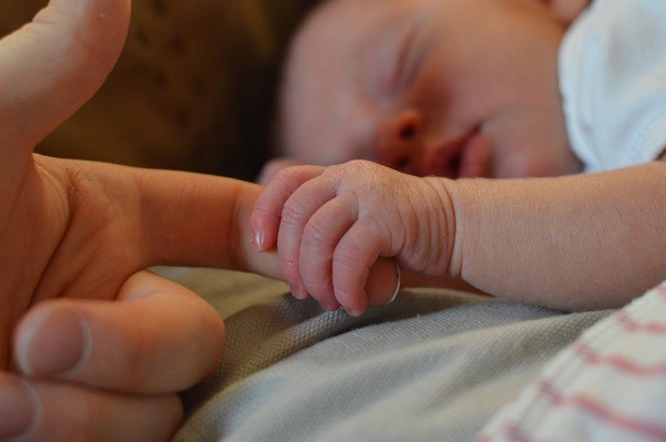 За или против: 10 фактов о совместном сне родителей и ребенка