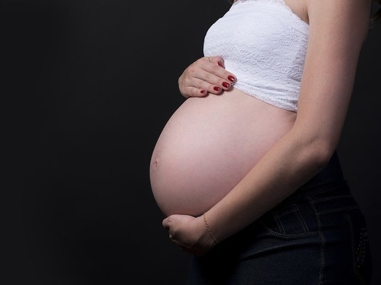 В США родилась малышка, эмбрион которой был заморожен 24 года назад 