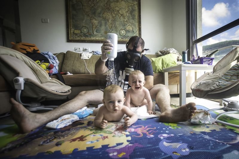 Когда папа фотограф: веселый проект о жизни близнецов - 40 кадров