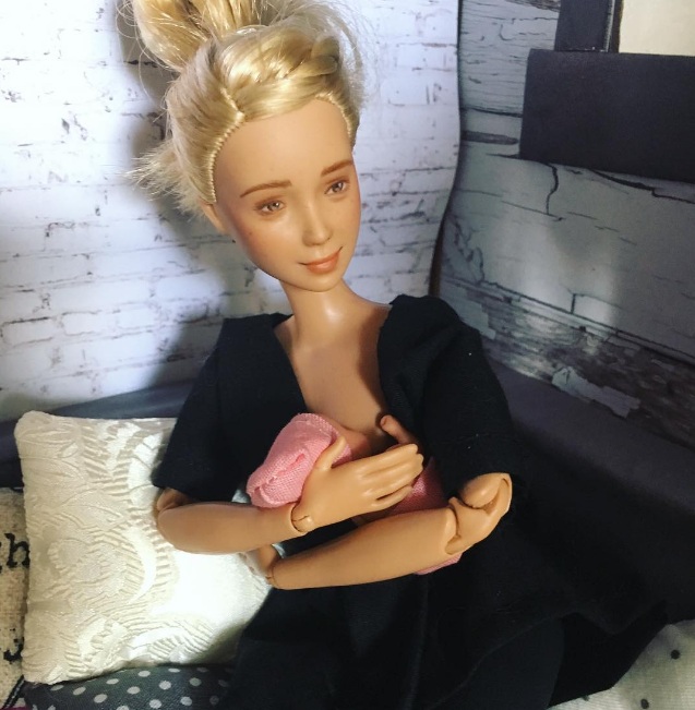 Беременная Барби: мама из Австралии создает детских кукол 