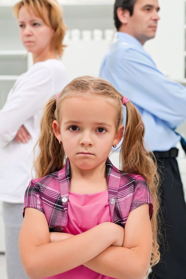 10 причин, почему взрослые дети могут ненавидеть родителей