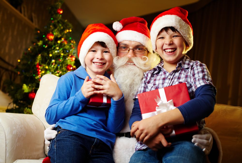 Почему дети боятся Деда Мороза: 5 реальных причин