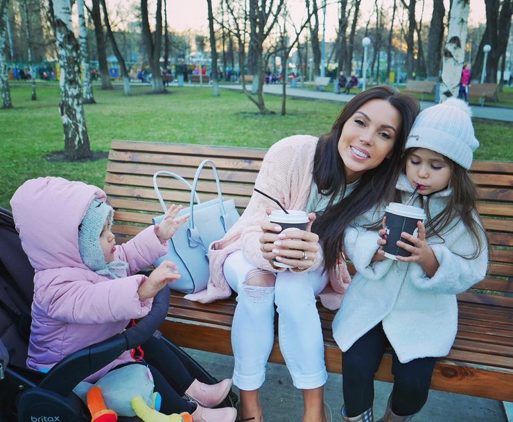 Сын для Джигана: Оксана Самойлова собирается родить 4-го малыша
