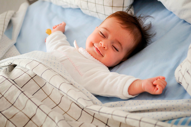 Сладкий сон: 9 правил, как научить малыша спать всю ночь