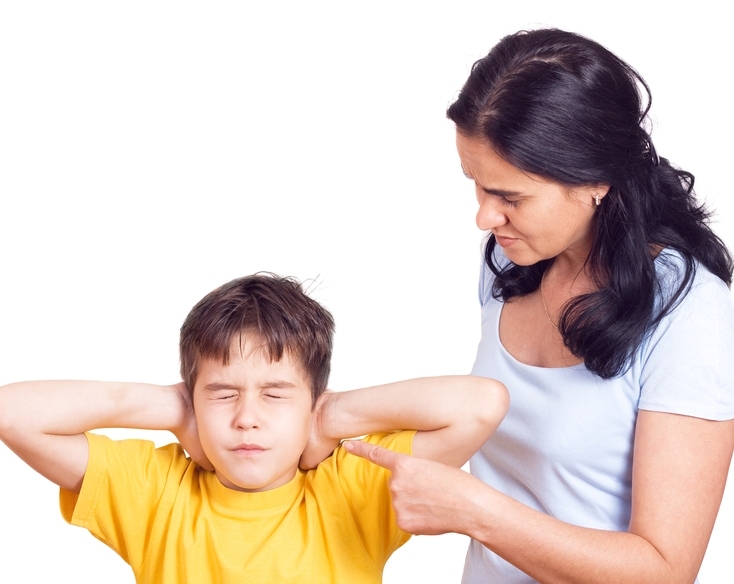 Разрушительный эффект: 10 фраз, которые ранят ребенка до глубины души