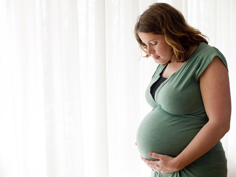 Полнота — не помеха для счастья: CafeMom запустил проект о Plus-Size беременных