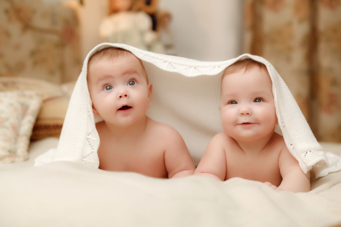 Феномен близнецов: 7 факторов, которые влияют на зачание сразу 2-х малышей