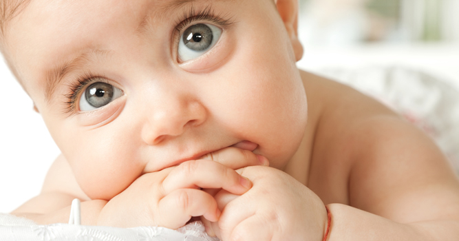 Папины глазки — мамин носик: как узнать, на кого будет похож малыш?
