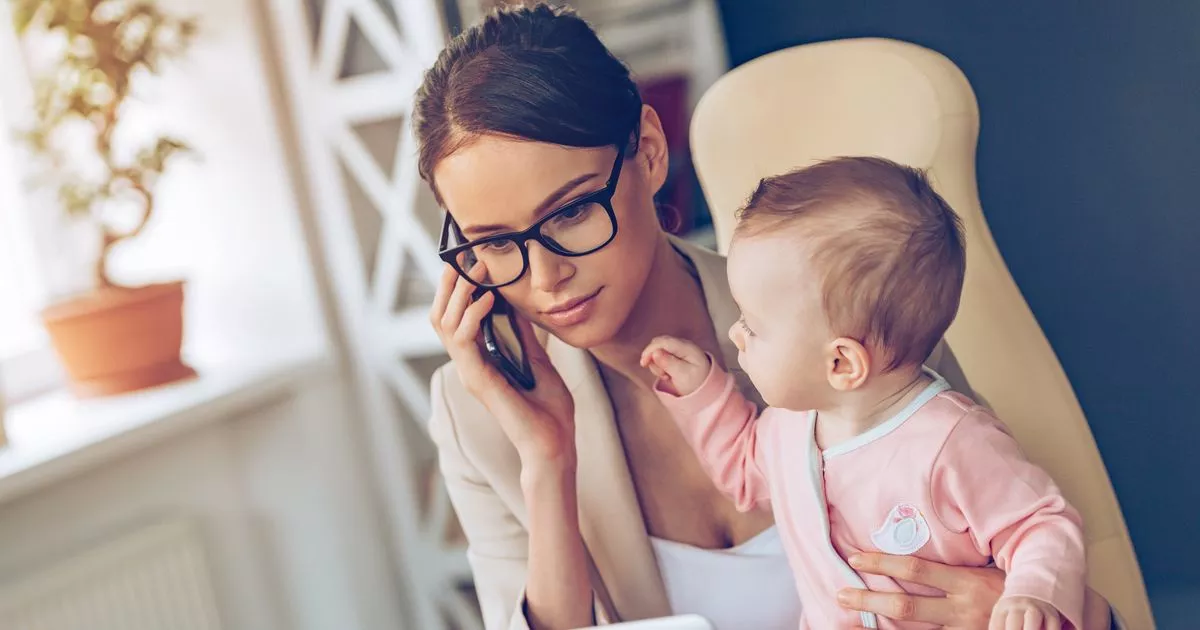 Как ухаживать за малышом и быть спокойной: 5 советов для молодых мам