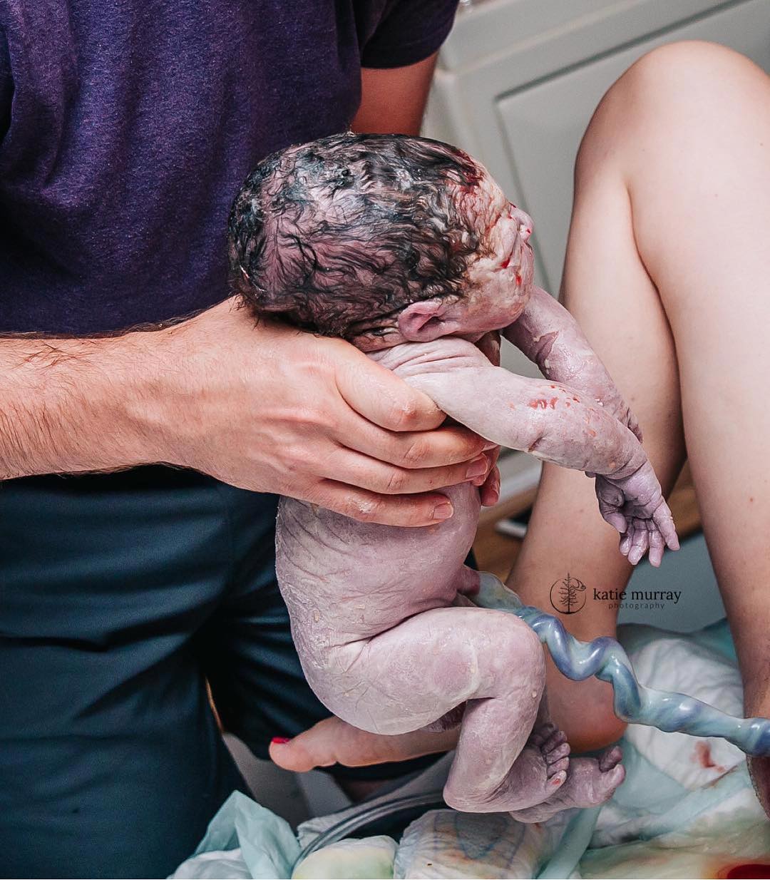 Ученые объяснили, почему все новорожденные — такие страшненькие (по мнению самих мам)
