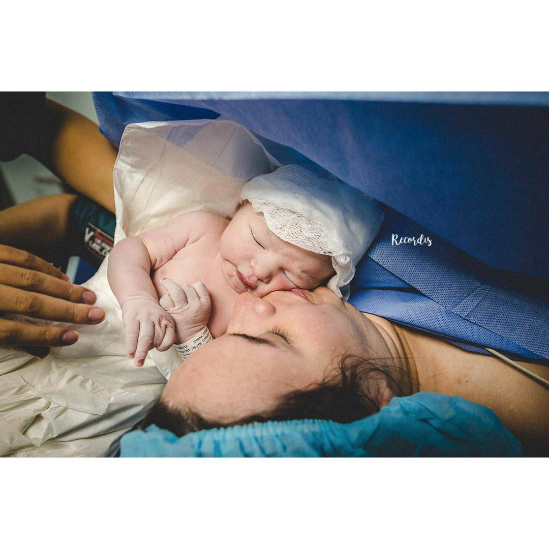 Восьмое чудо света: 12 фантастических фото родов, от которых захватывает дух