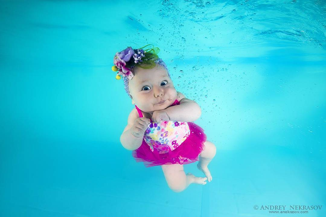 Эти 10 младенцев под водой чувствуют себя лучше, чем на суше