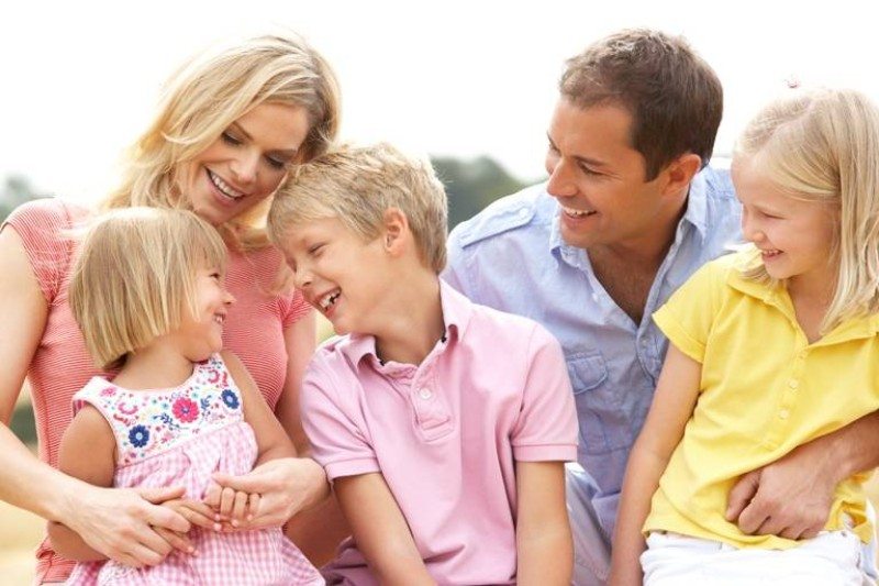 Как в воспитывать ребенка в разном возрасте: 4 важных этапа
